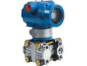 ����׃����